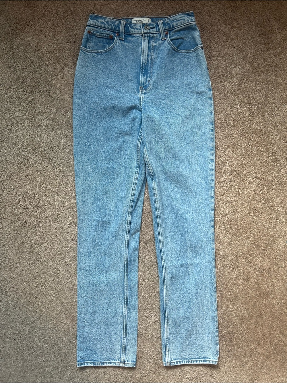 Abercrombie & Fitch Curve Love The '90s Straight Ultra High Rise Jeans